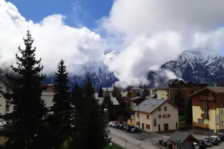 Location appartement à VENOSC, Résidence Cabourg pour 6 personnes