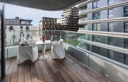 Appartement design avec terrasse couverte à Ostende, près du port : photo 12