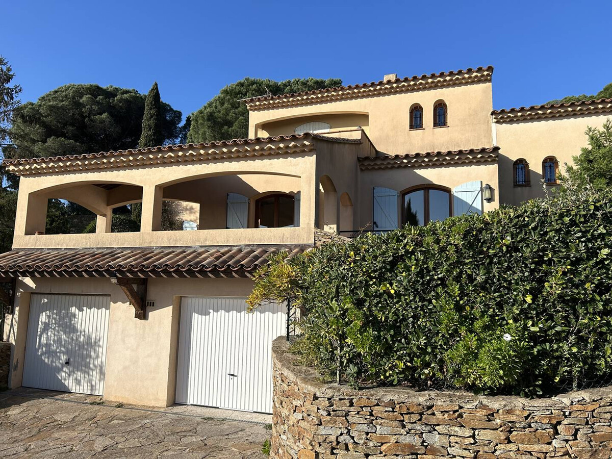 Maison 3 chambres vue mer, terrasse 30m², Bormes-les-Mimosas - Photo 3
