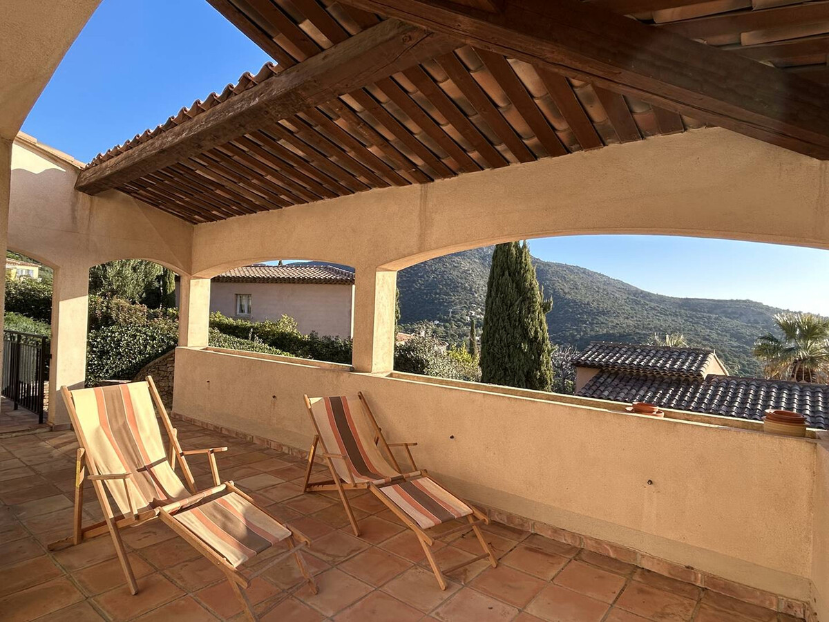 Maison 3 chambres vue mer, terrasse 30m², Bormes-les-Mimosas - Photo 5