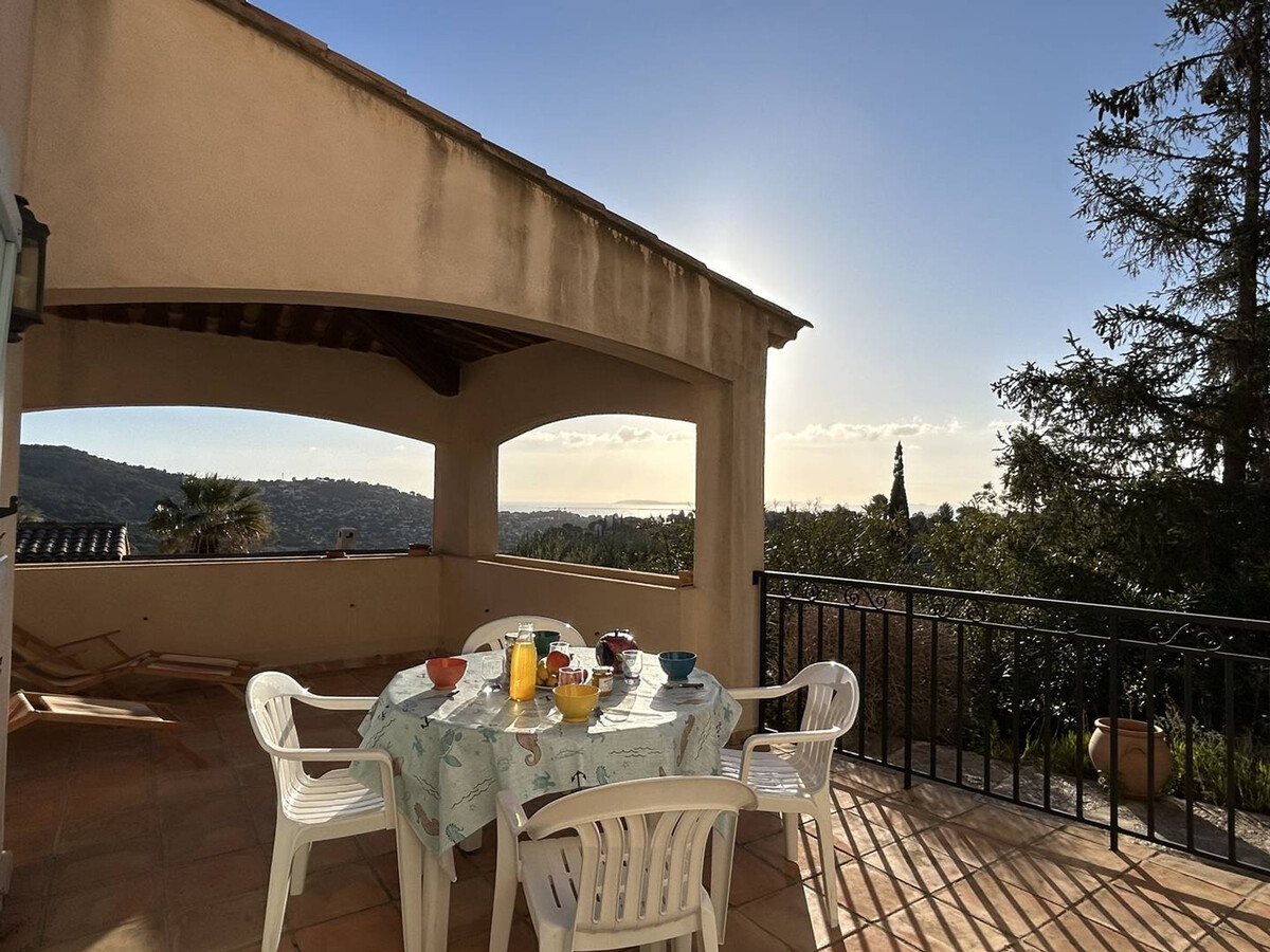 Maison 3 chambres vue mer, terrasse 30m², Bormes-les-Mimosas - Photo 15
