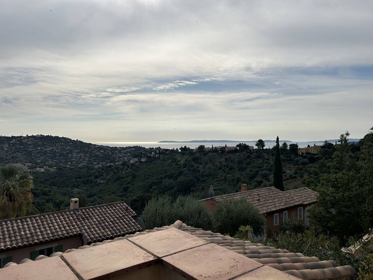 Maison 3 chambres vue mer, terrasse 30m², Bormes-les-Mimosas - Photo 22