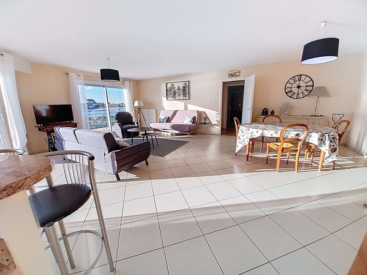 Appartement 104 m² face au port d'Étel, terrasse vue Ria - Photo 3