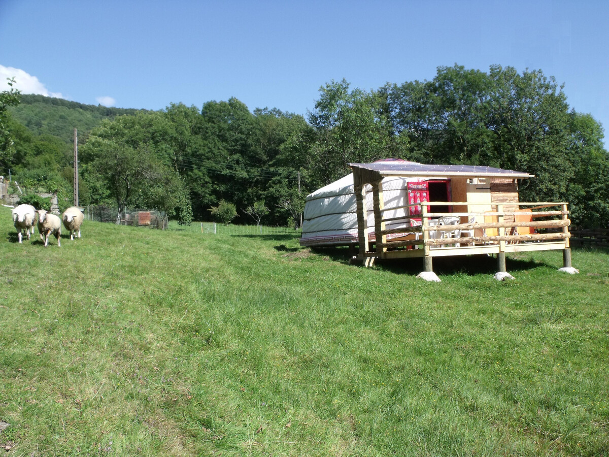 Yourte avec sauna privé et terrasse plein sud à Ferdrupt - Photo 1