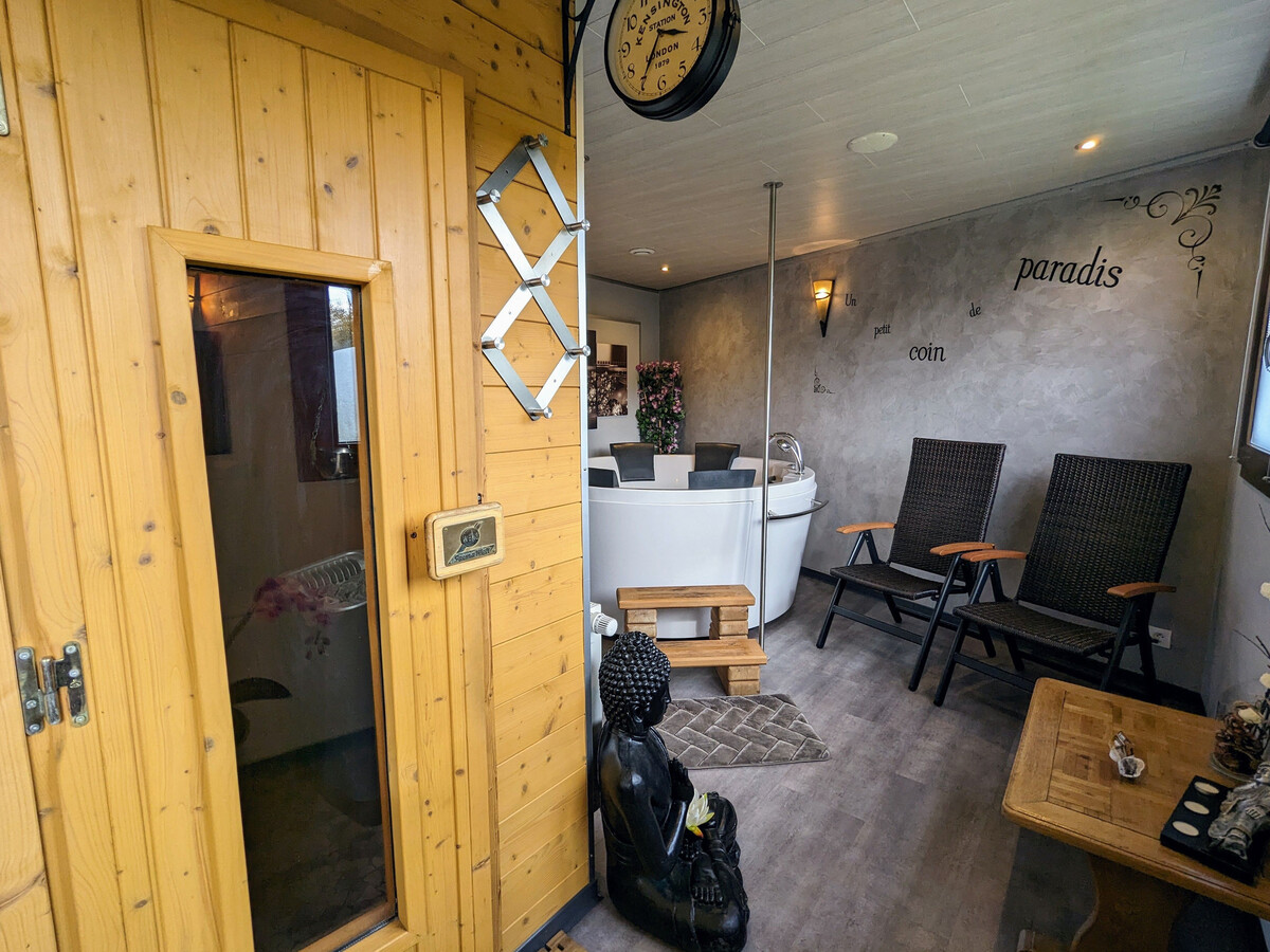 Cabane perchée avec terrasse, sauna et BBQ à Ferdrupt - Photo 15