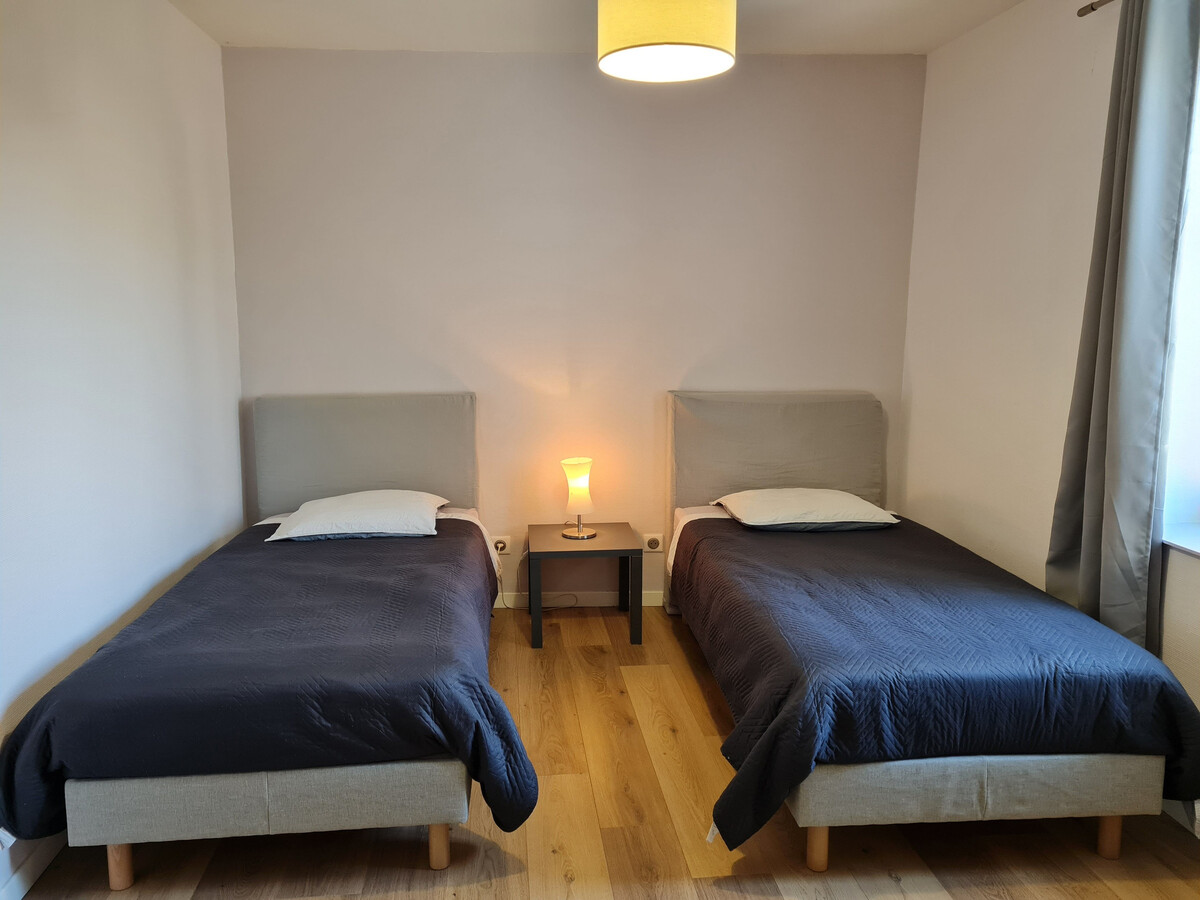 Gîte moderne 6 pers. à Saint-Sigismond, jardin et parking - Photo 10