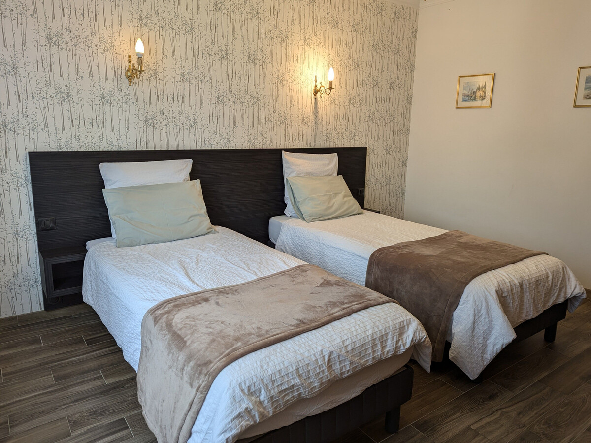 Gîte moderne 8 personnes, jardin et terrasse à Épieds-en-Beauce - Photo 6