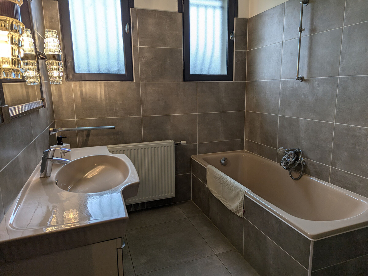 Gîte moderne 8 personnes, jardin et terrasse à Épieds-en-Beauce - Photo 8