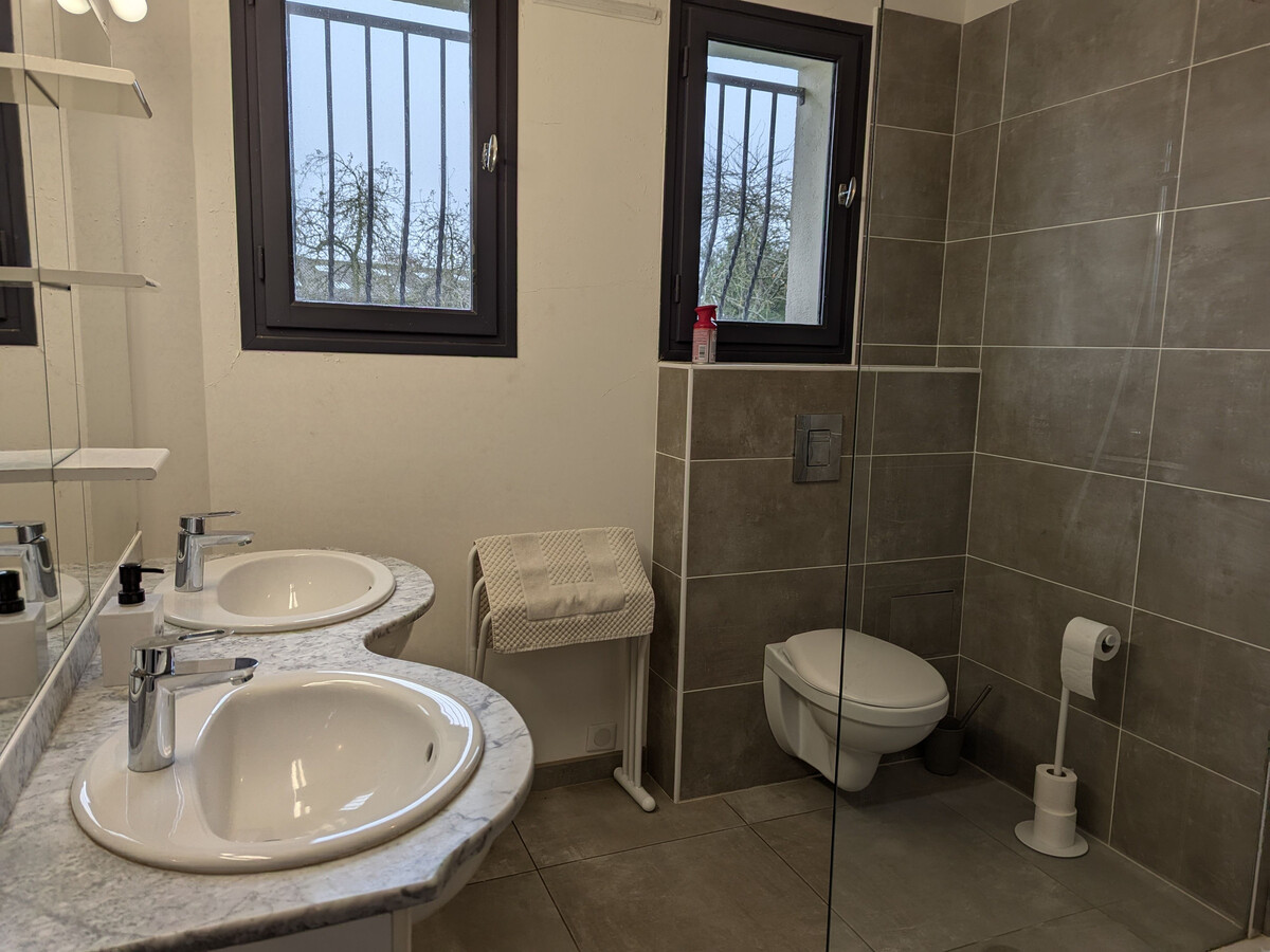 Gîte moderne 8 personnes, jardin et terrasse à Épieds-en-Beauce - Photo 14