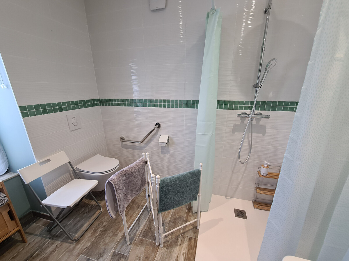 Grand gîte 11 pers. à Briare - 4 chambres, parking privé - Photo 10