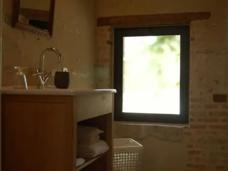 Gîte Loire 4 personnes, corps de ferme 18ème avec terrasse : photo 16