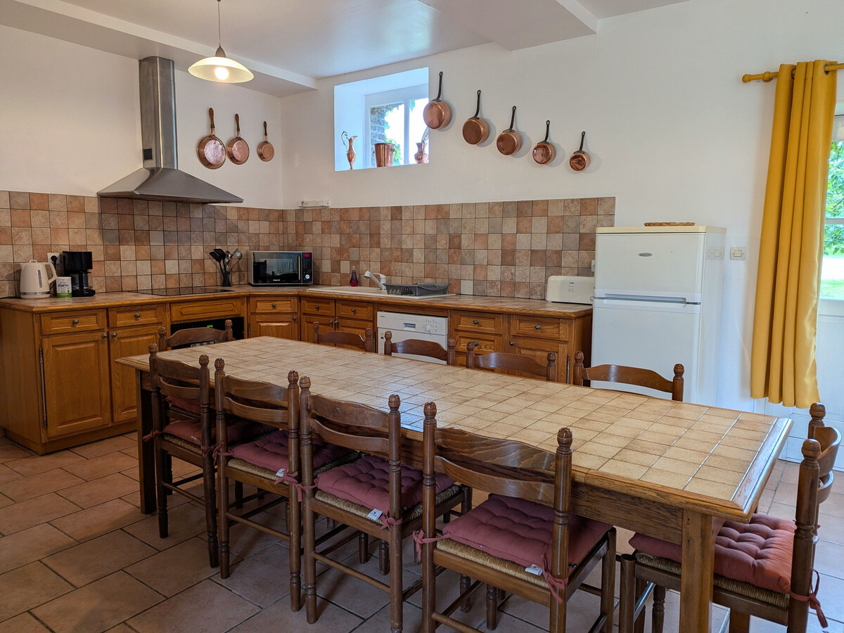 Gîte en ancienne grange, 8 personnes, terrasse et forêt - Photo 2