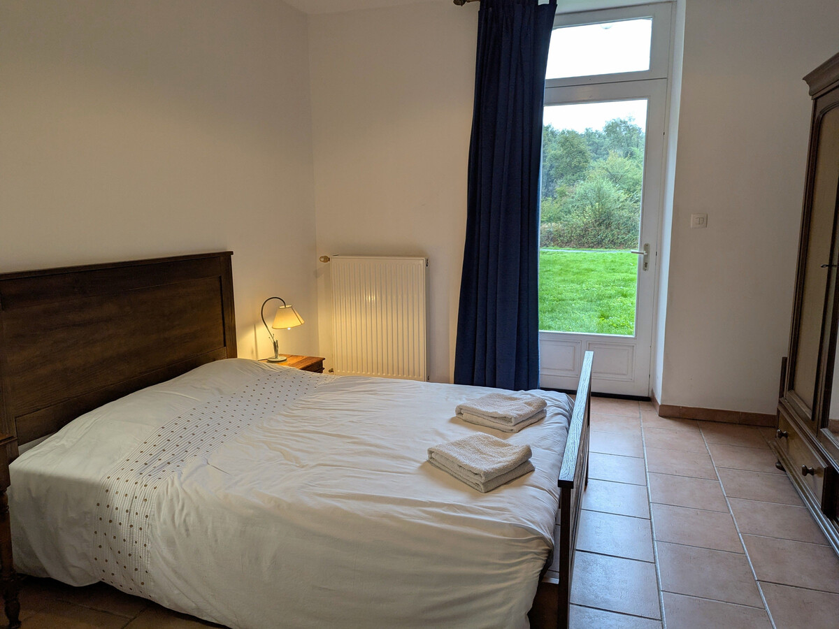 Gîte en ancienne grange, 8 personnes, terrasse et forêt - Photo 5