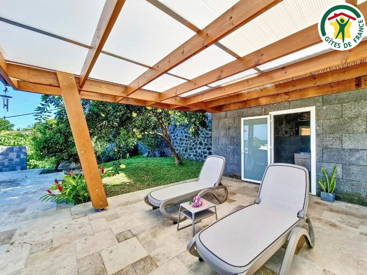 Gîte 4 pers à Saint-Pierre : piscine, vue océan et baleines - Photo 2