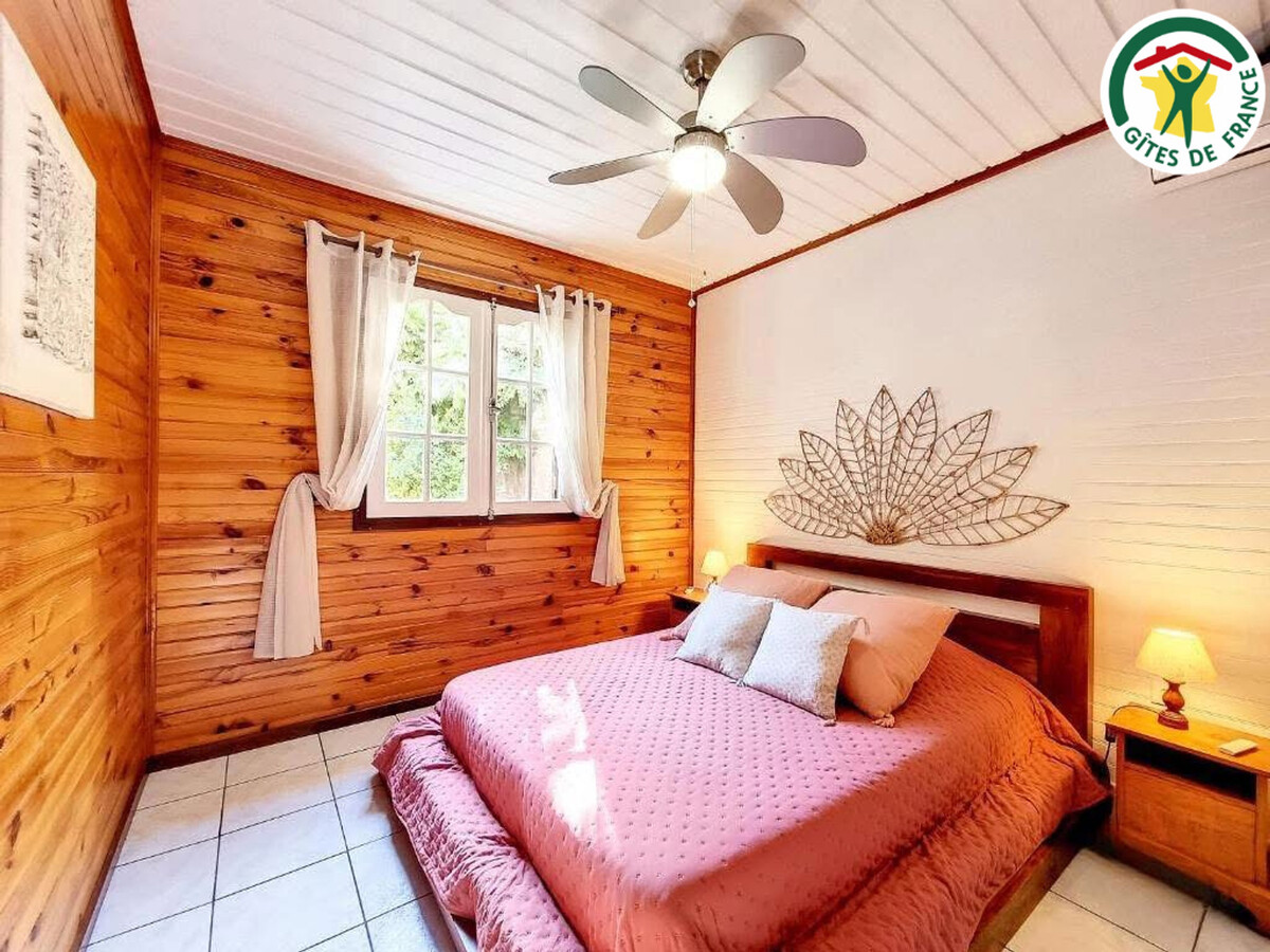 Gîte 4 pers à Saint-Pierre : piscine, vue océan et baleines - Photo 14