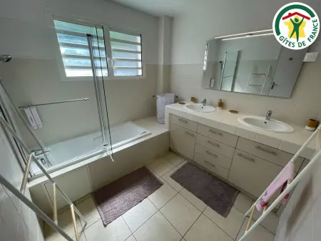 Gîte 8 personnes à Saint-Louis, accès Cirque de Cilaos : photo 14