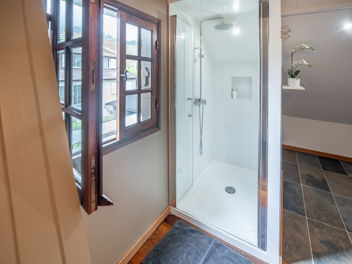 Villa Ti Bout Bois – 5 chambres, jardin et billard - Photo 24