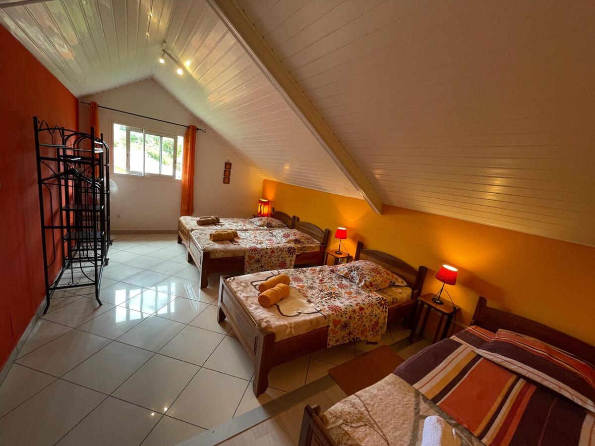 Gîte Le Saint Alexandre Orange, 3 épis à Saint-Benoît - Photo 4