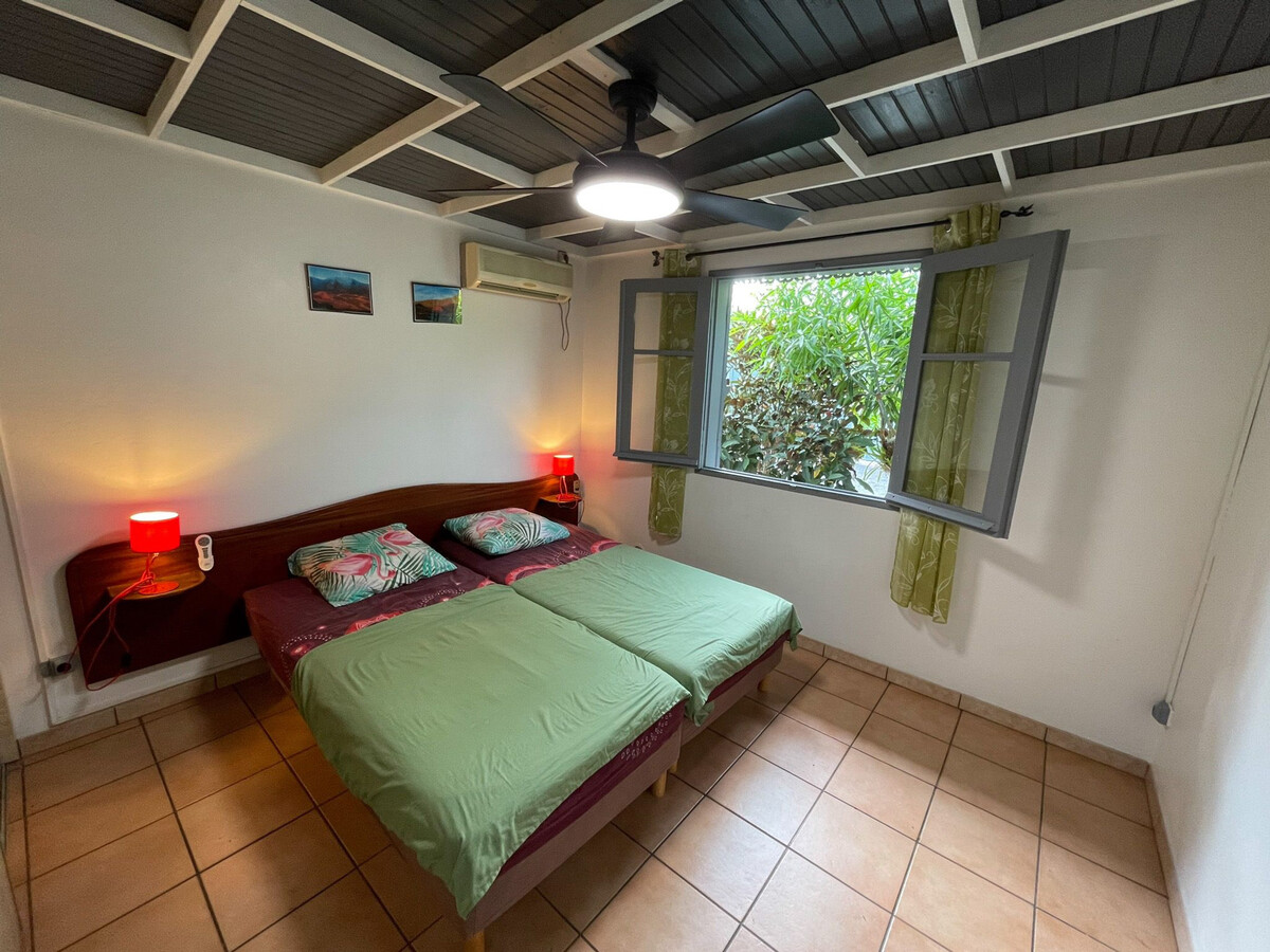 Gîte Le Ravenal – 4 pers., piscine et jardin arboré - Photo 3