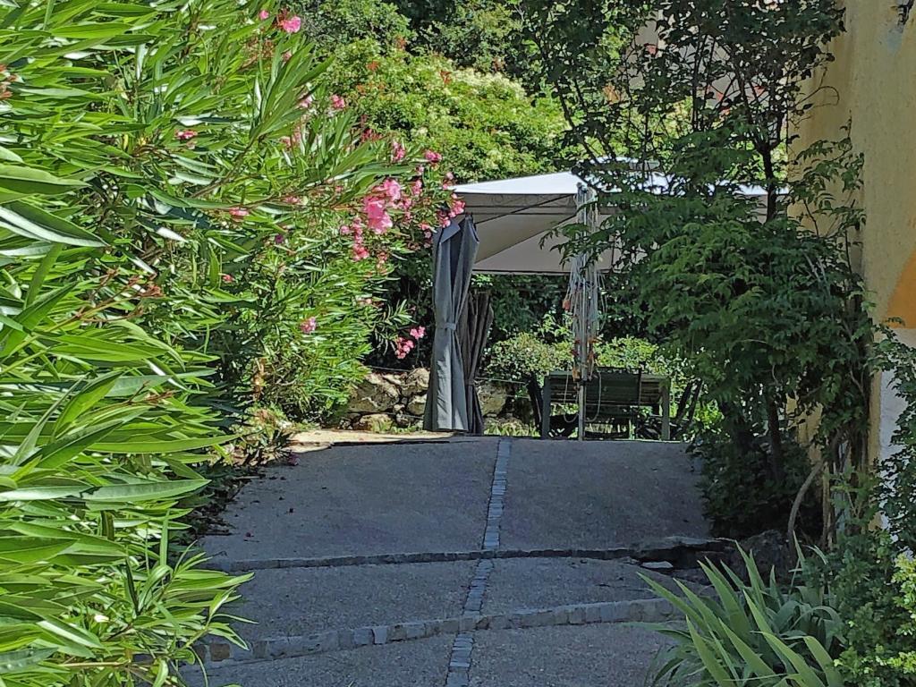 Le Rayol – Maison 8 pers. avec piscine à Bagnols-en-Forêt - Photo 14