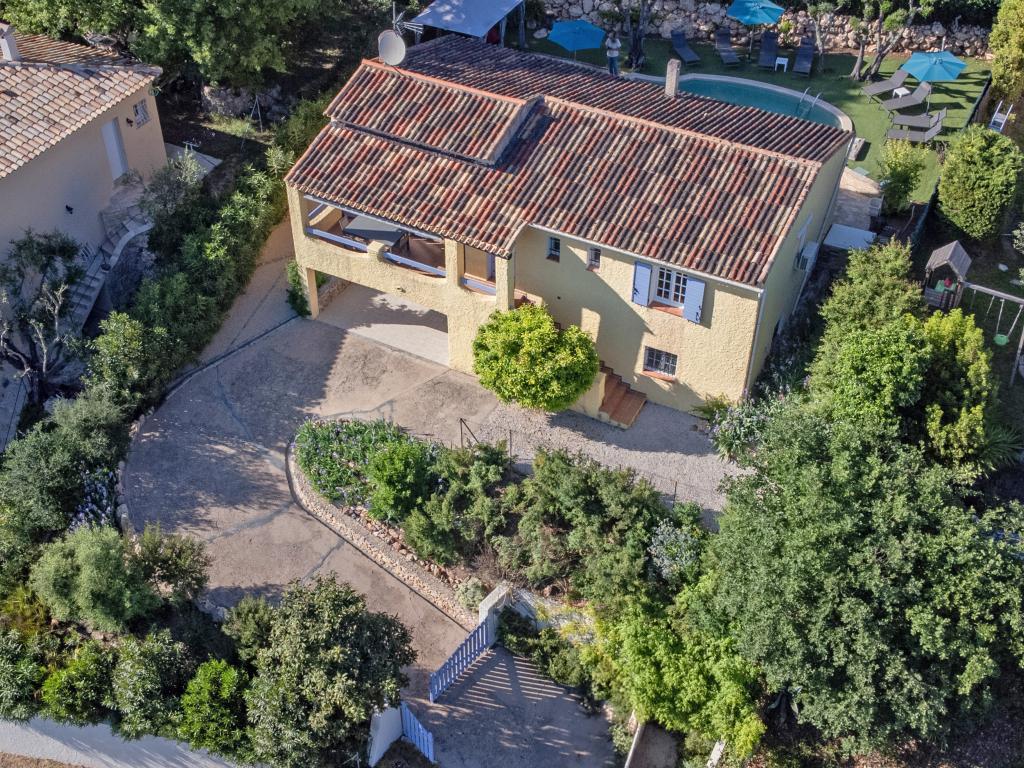 Le Rayol – Maison 8 pers. avec piscine à Bagnols-en-Forêt - Photo 15