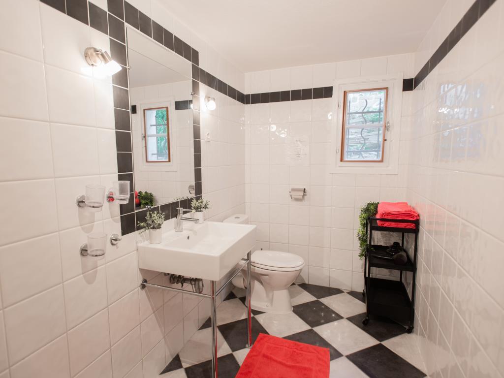 Le Rayol – Maison 8 pers. avec piscine à Bagnols-en-Forêt - Photo 24