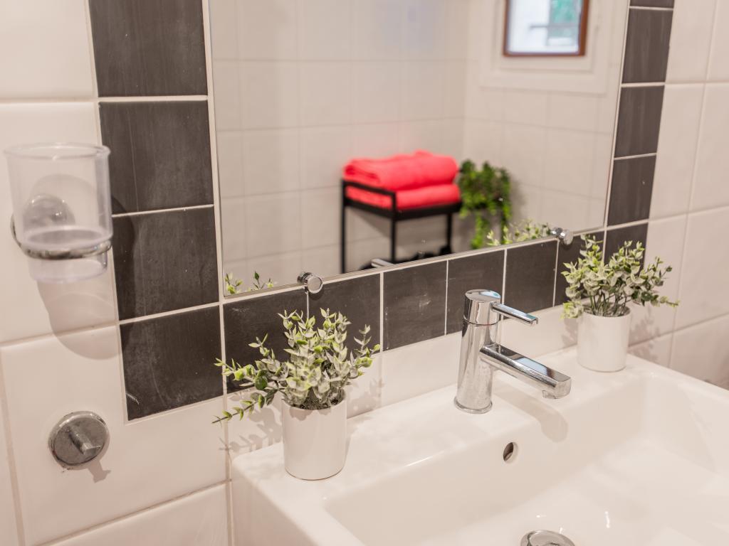 Le Rayol – Maison 8 pers. avec piscine à Bagnols-en-Forêt - Photo 26