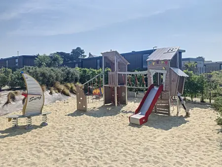 Tiny House cosy près de la plage avec piscine et parking - Photo 10
