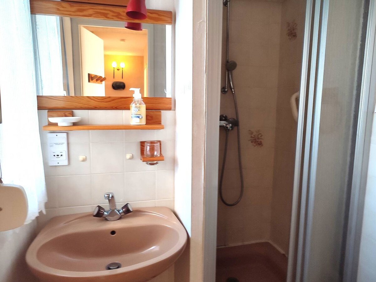 Appartement 2 chambres vue mer face plage Coz-Pors - Photo 10
