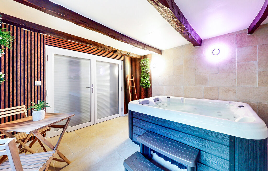 Maison 6 personnes avec jacuzzi intérieur à La Douze - Photo 24