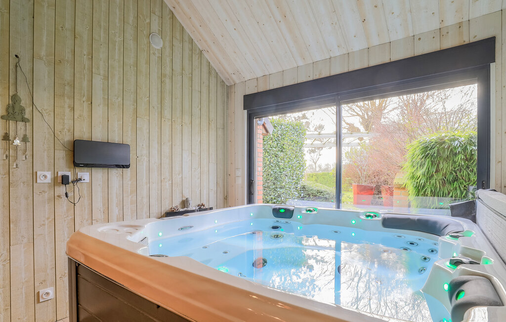Superb gite with jacuzzi, Maison 4 personnes à ERINGHEM - Photo 7