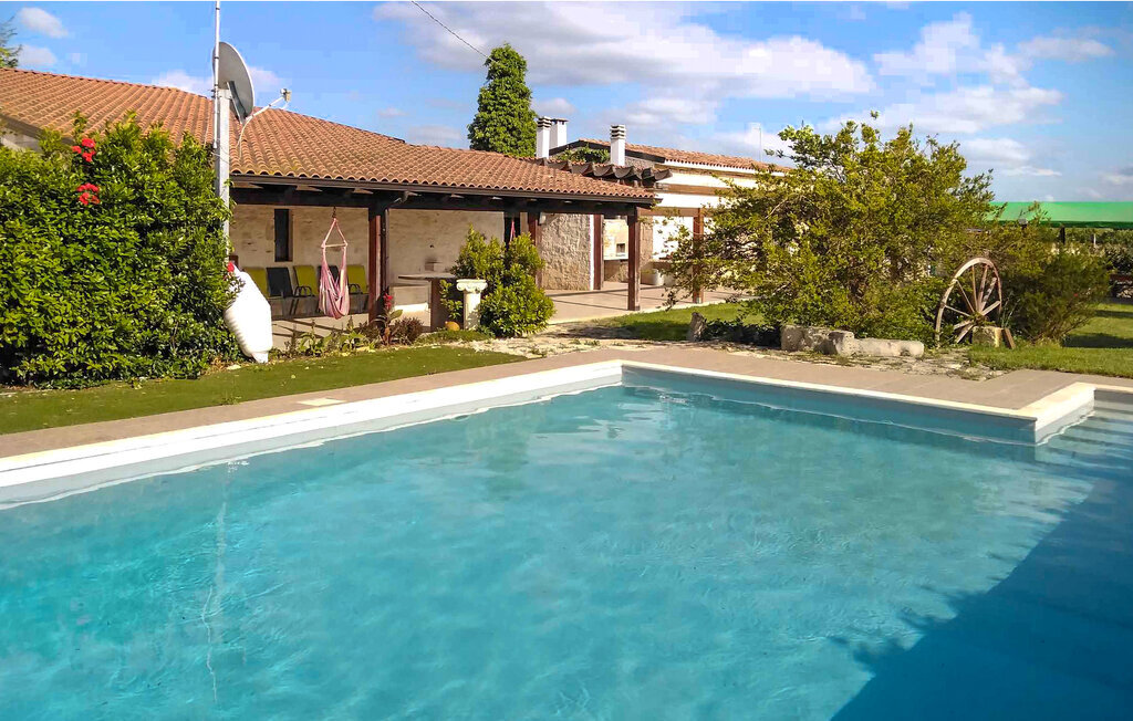 Maison en pierre Turi, 8 personnes avec piscine partagée - Photo 7