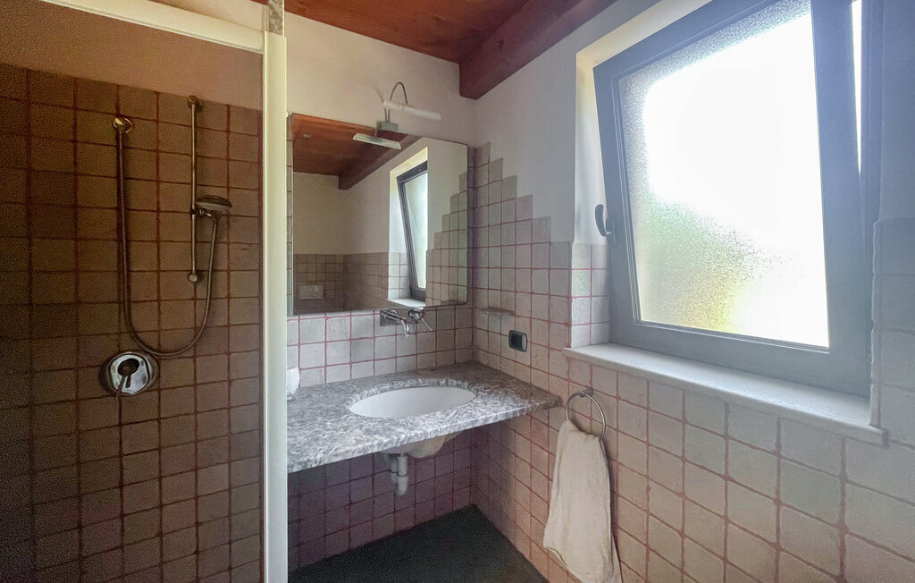 Maison en pierre avec piscine partagée à Turi - Photo 16