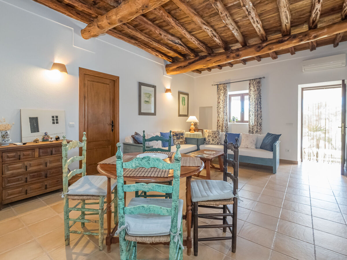 Can Verdal, maison rénovée avec piscine privée à Sant Miquel - Photo 8