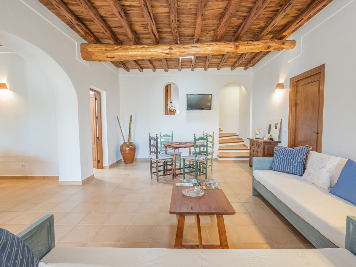 Can Verdal, maison rénovée avec piscine privée à Sant Miquel - Photo 9