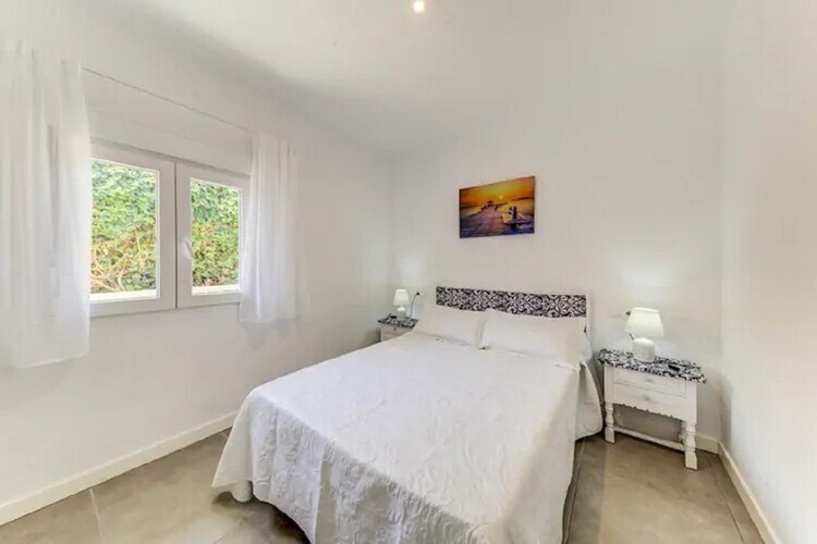 Villa Casa Blanca : 4 chambres, piscine à 500 m de la plage - Photo 4