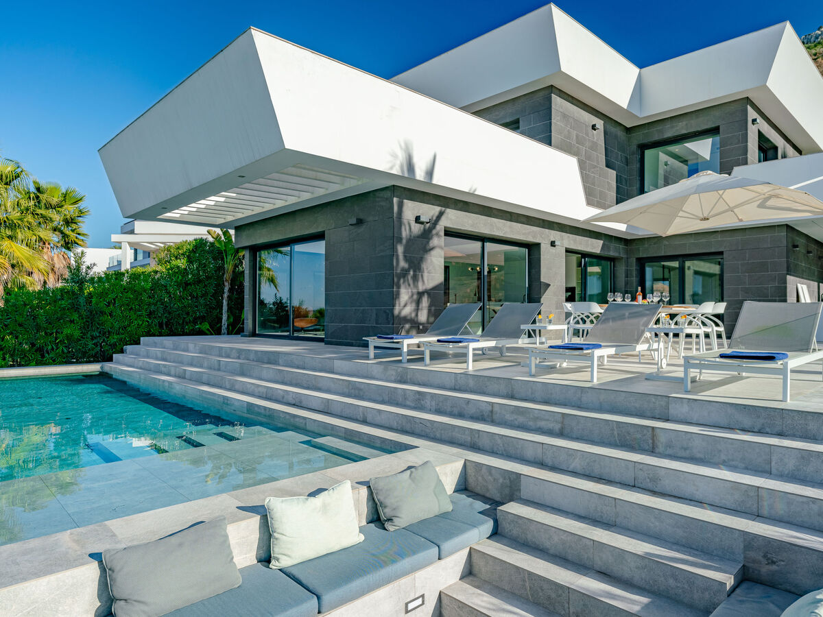 Villa Leda – 250 m² avec piscine chauffée et vue mer à Jávea - Photo 2