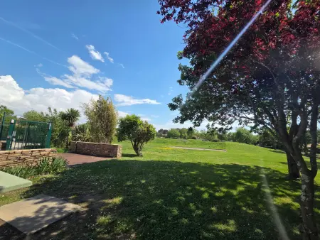 Maison rénovée près de la mer avec 2 piscines, parking et animaux acceptés - Photo 29