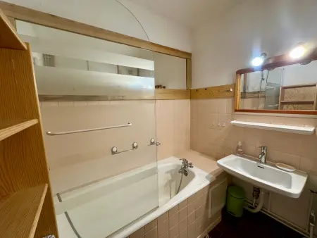 T2 34m² Les Angles – 4 pers, parking, local à skis : photo 10