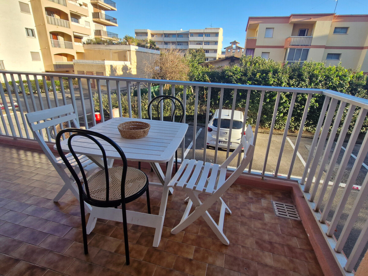 Appartement 2 pièces climatisé, terrasse et piscine à Sainte-Maxime - Photo 18