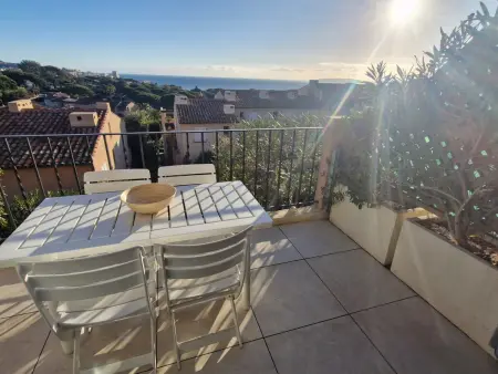 Location appartement à Sainte Maxime, Appartement 3 pièces climatisé avec piscine, 6 pers, Sainte-Maxime