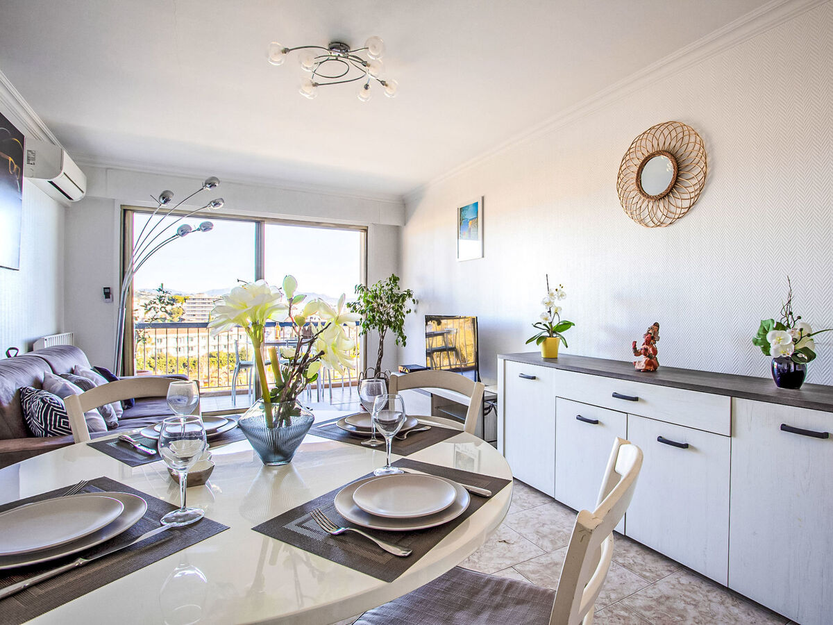 Appartement vue mer à 50 m de la plage, Cagnes-sur-Mer - Photo 1