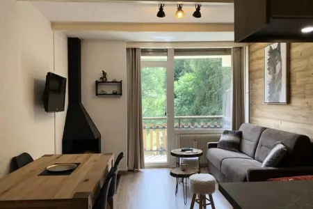 Location appartement à UVERNET FOURS, Studio dans Résidence La Tanière