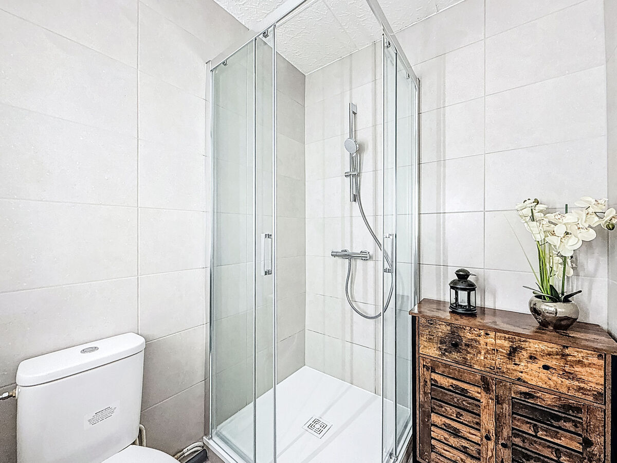 Studio 22 m² Tignes, balcon sud vue montagne - Photo 9