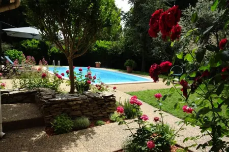 Location appartement à Isle sur la Sorgue, La Mésange Bleue - Piscine Privée