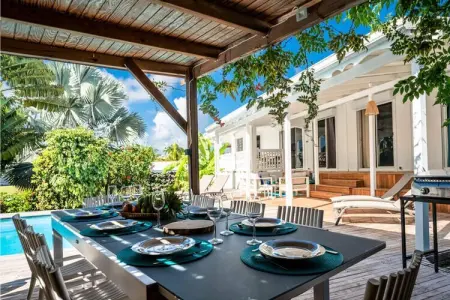 Location appartement à Saint François, Villa à Saint-François près de Raisins Clairs