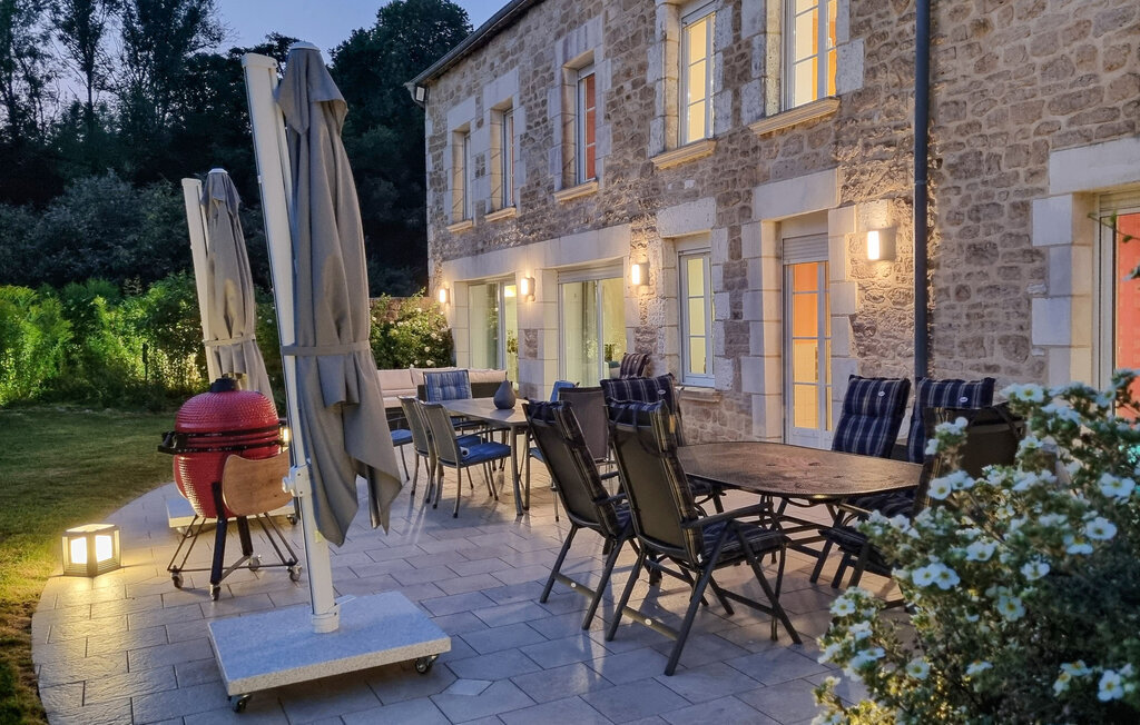 Maison 7 chambres avec salle de cinéma à Flaignes-Havys - Photo 9