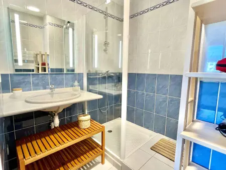 Duplex climatisé 4P avec vue Ria, face port d'Étel - Photo 12