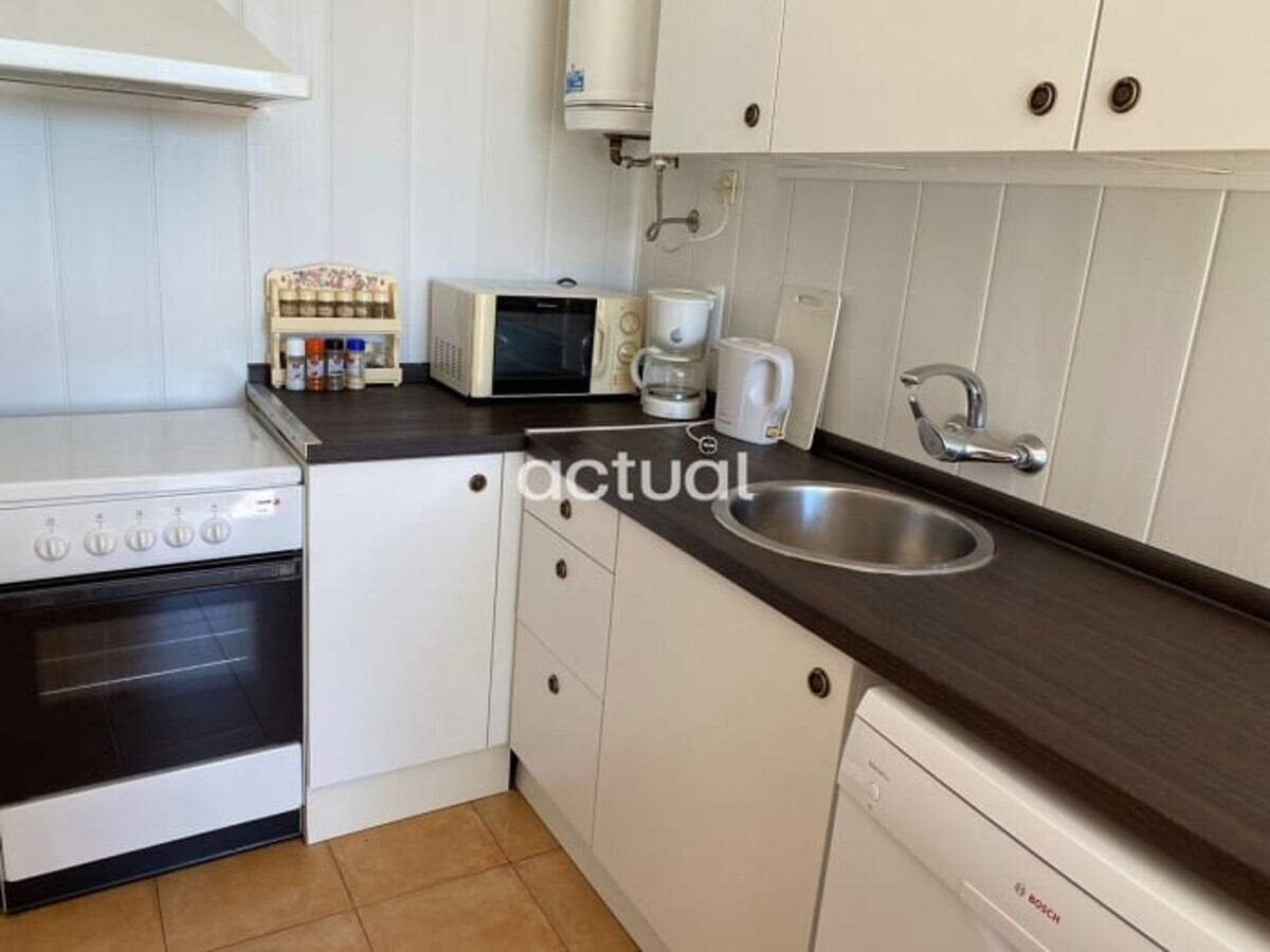Appartement 2 chambres à 600 m de la plage, piscine - Photo 11