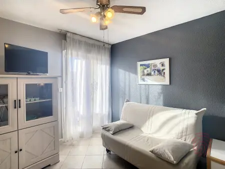 Location appartement à Lamalou les Bains, Studio lumineux près des thermes avec Wifi & animaux acceptés